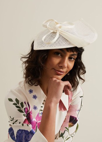 Phase Eight Silk Bow Twist Disc Fascinator Hats White USA | 2759463-NV